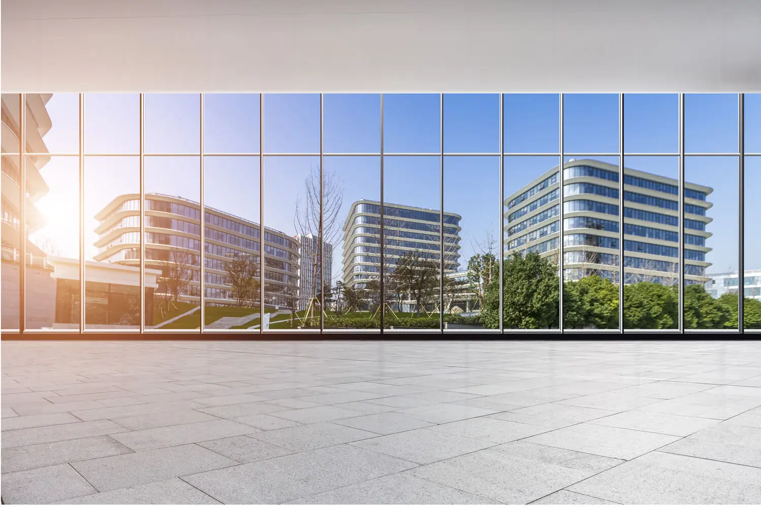 Improving Security by Design in Architecture with Security Glazing