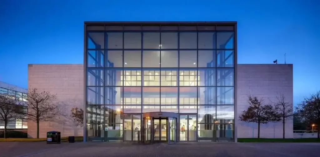 a complete guide to access control systems and fenestration security2