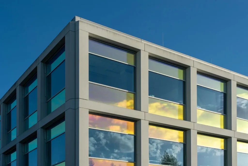 achieve bullet resistant custom glass facades with riot glass rg1 xl oversized glazing3
