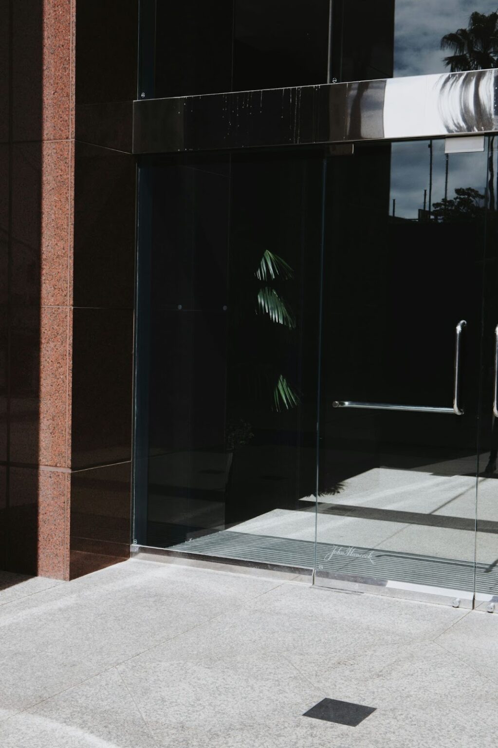 Security Glass Windows | Riot Glass