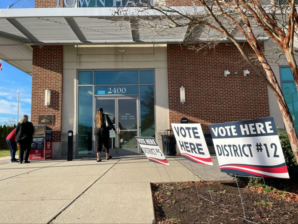 voting center security glass
